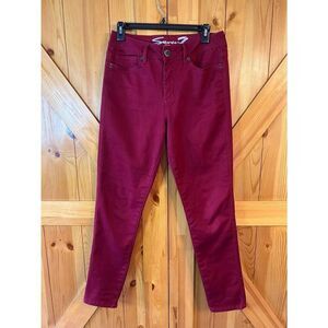 Seven7 Women's Skinny Jeans in Burgundy